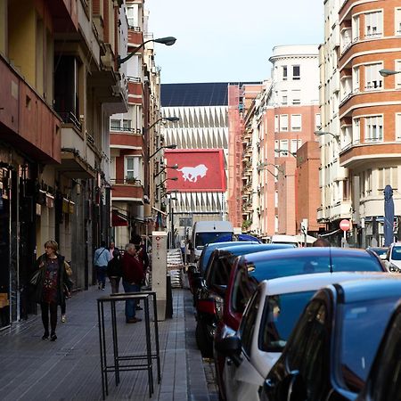 Apartamento Nuevo Lujoso Suites Centro Bilbao Wifi ,Parking Gratis Exteriör bild